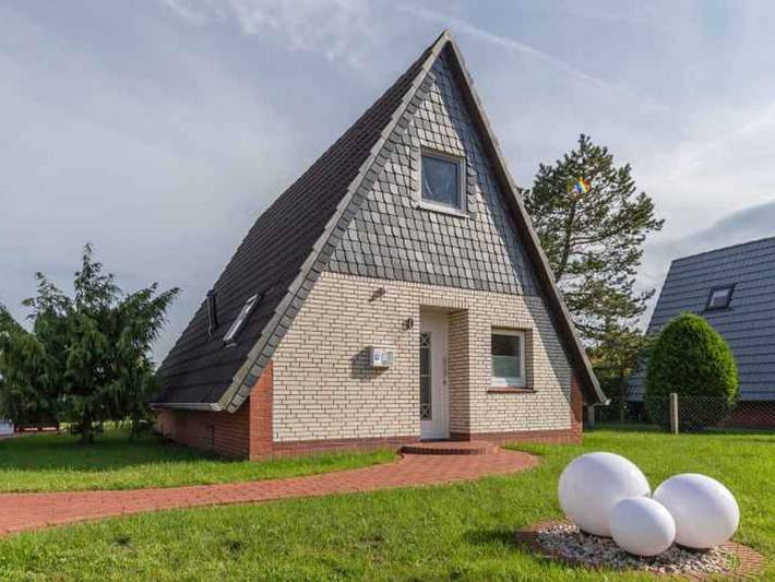 Ferienhaus für 5 Personen, mit Terrasse und Garten in Neuharlingersiel - 3