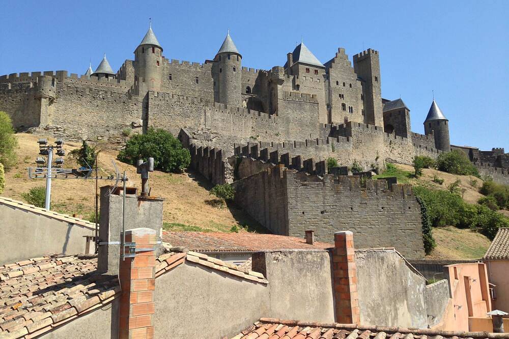 Entire apartment, Magnificent views of Carcassonne Cite ramparts (Monet) in Carcassonne, Carcassonne region