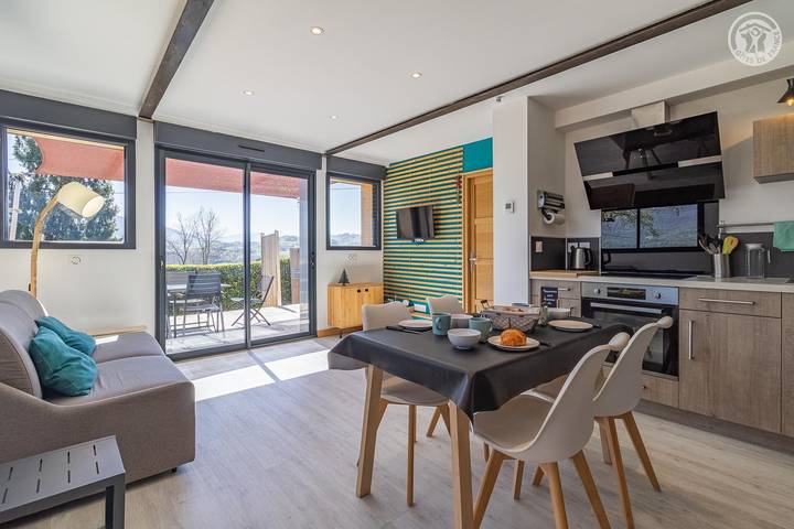 Gîte pour 4 personnes, avec Terrasse et Jardin dans Lac d'Aiguebelette - 4