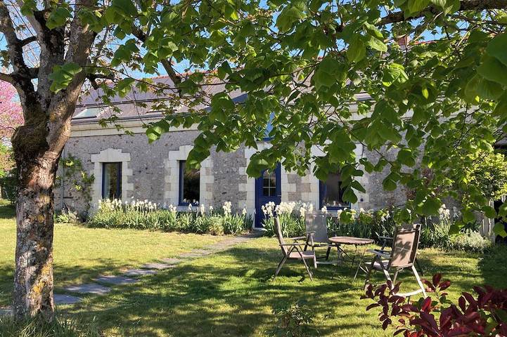 Location de vacances pour 12 personnes dans Saint-Saturnin-sur-Loire