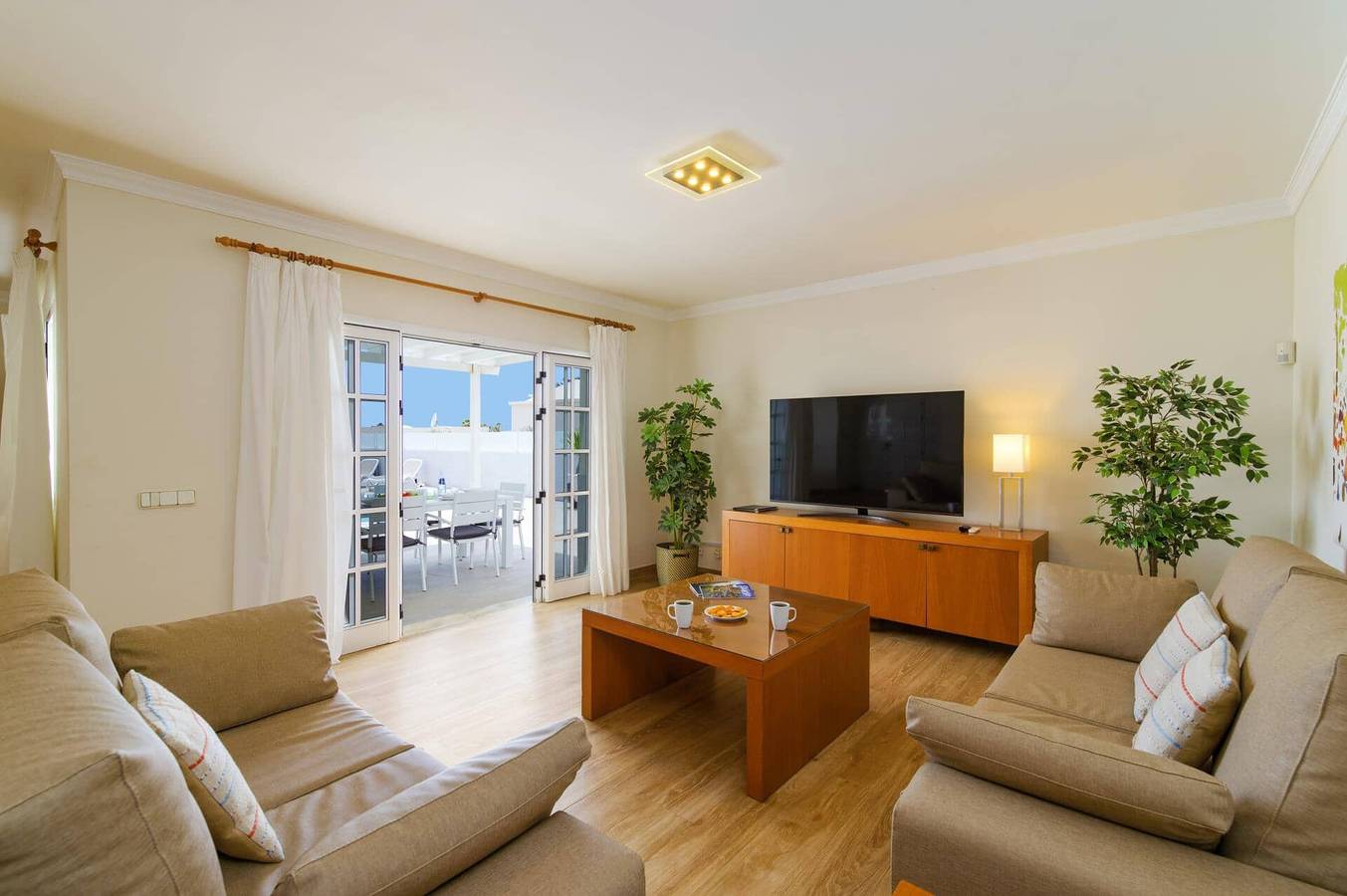 Villa Joanna Sol by Villa Plus in Los Pocillos, Tías