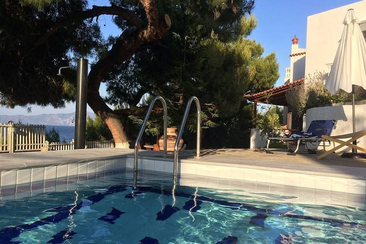 Villa für 12 Personen, mit Terrasse und Garten - 1
