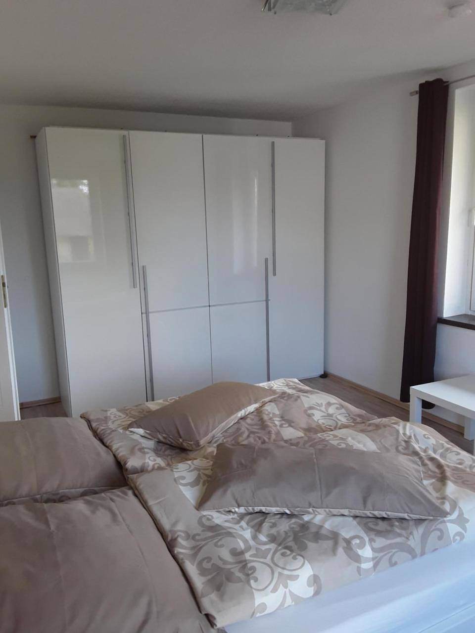 Ganze Wohnung, Three-Bedroom Apartment in Stöckheim- Leiferde, Braunschweig