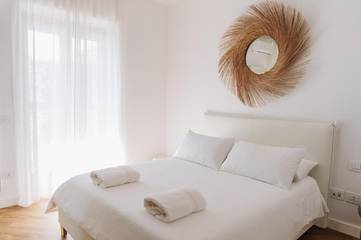 Chambre d’hôte pour 2 personnes, avec vue ainsi que jardin et piscine, animaux acceptés à Aversa
