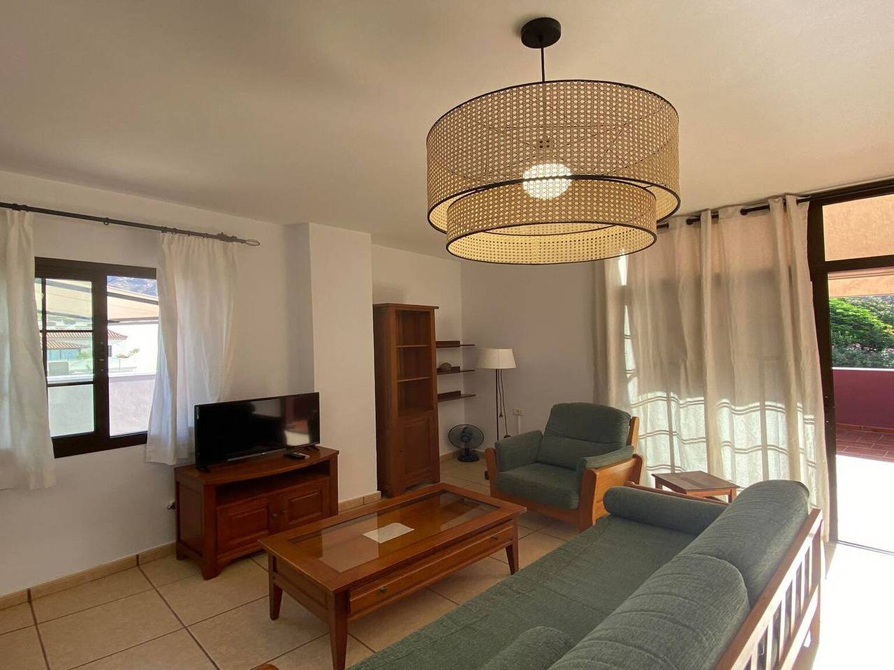 Ganze Wohnung, Geräumige Penthouse-Wohnung in Valle Gran Rey für 4 Pers. mit Wifi und Parkplatz in La Puntilla, Valle Gran Rey