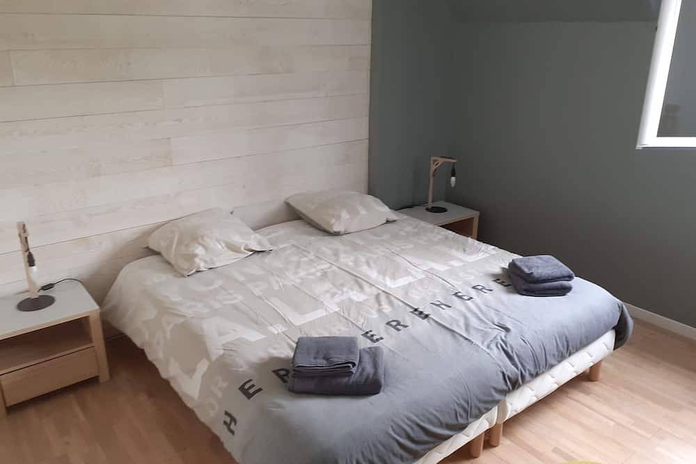 Large peaceful family cottage 8 minutes from the beaches in Gueutteville-les-Grès, Région de Dieppe