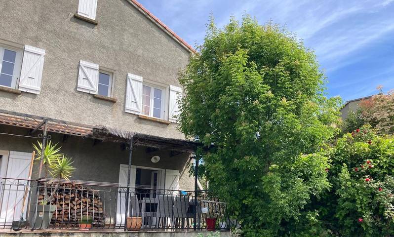 Gîte pour 6 personnes, avec vue et jardin, animaux acceptés à Valle-di-Rostino