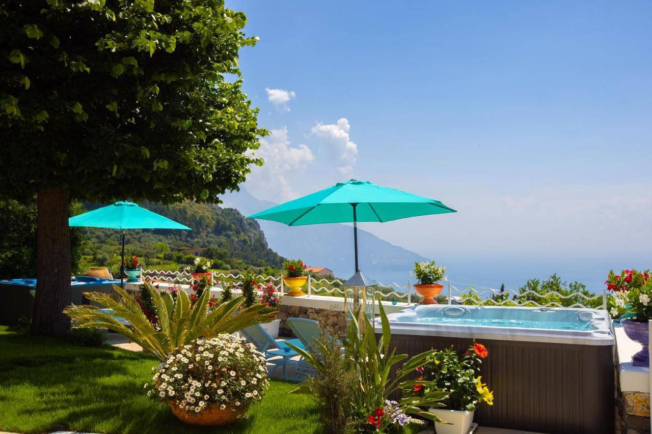 Yourhome - Villa Veronica Luxury Suites in Amalfi coast in Piano di Sorrento, Sorrento Coast