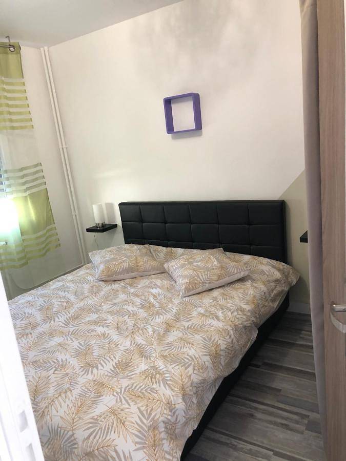 Gîte pour 4 personnes, avec balcon à Mondeville - 2
