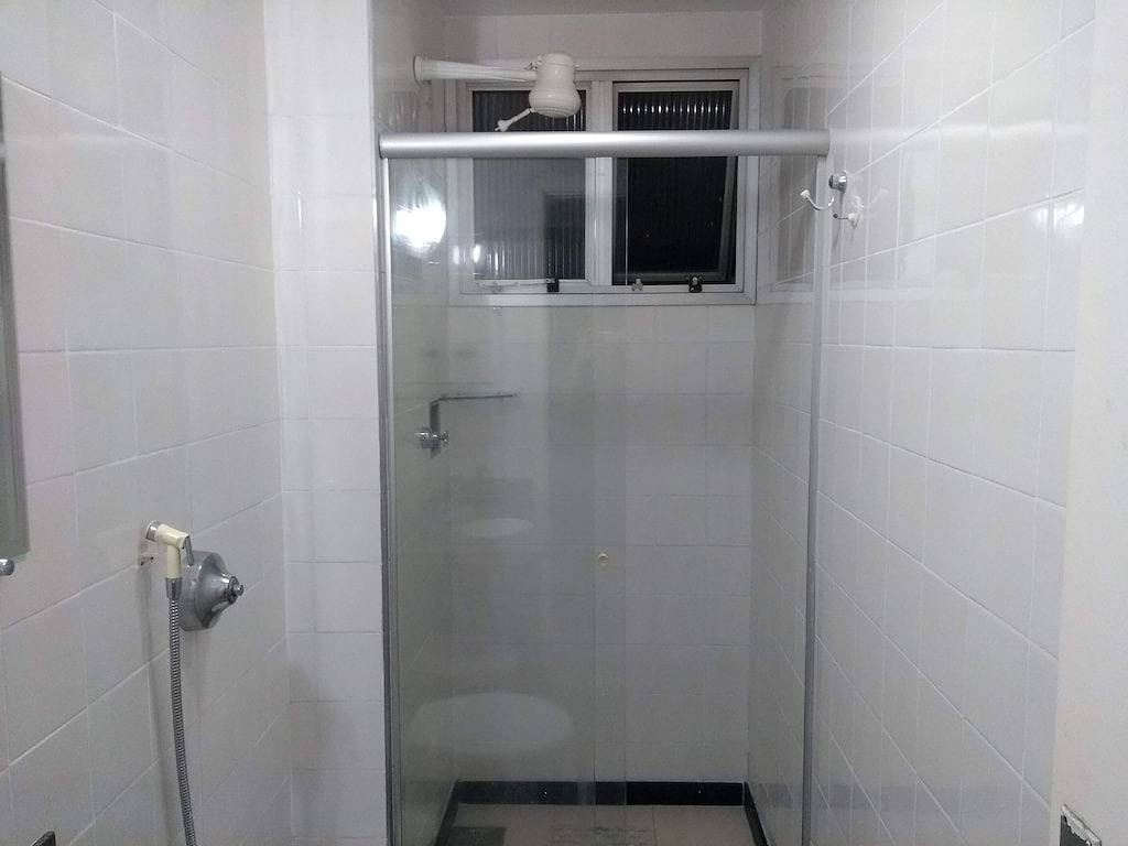 Ganze Wohnung, Apartment mit 2 Schlafzimmern, drei Blocks vom Strand Itaparica entfernt in Vila Velha, Região Metropolitana da Grande Vitória