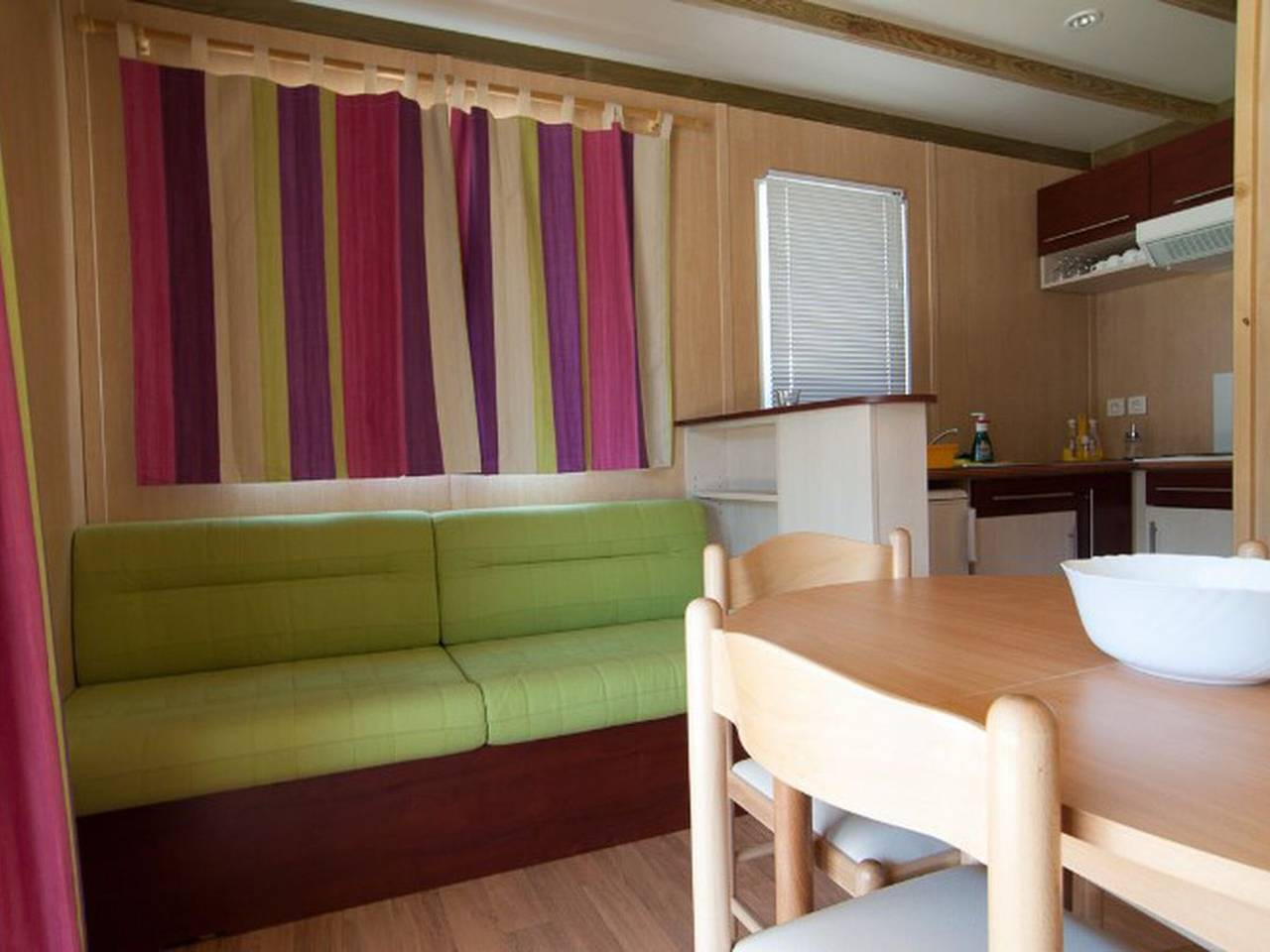 Mobilheim 4 Pers, Terrasse in Fernão Ferro in Fernão Ferro, Halbinsel von Setúbal