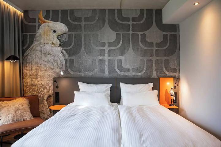 Comfortable Superior Double Stay with Workspace | Pets are Allowed in Waiblingen, Rems-Murr-Kreis