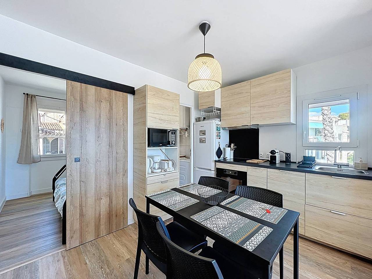Appartement entier, Appartement en Bord de Mer avec Climatisation in Les Lecques, Saint-Cyr-sur-Mer