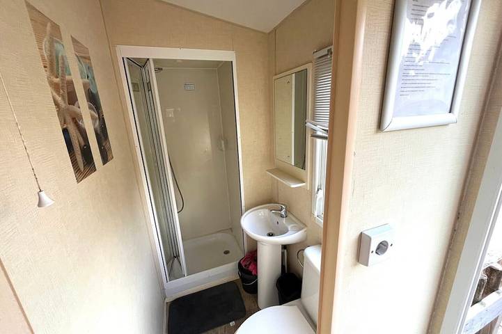 Chalet für 4 Personen, mit Terrasse und Garten sowie Pool in Den Haag - 3