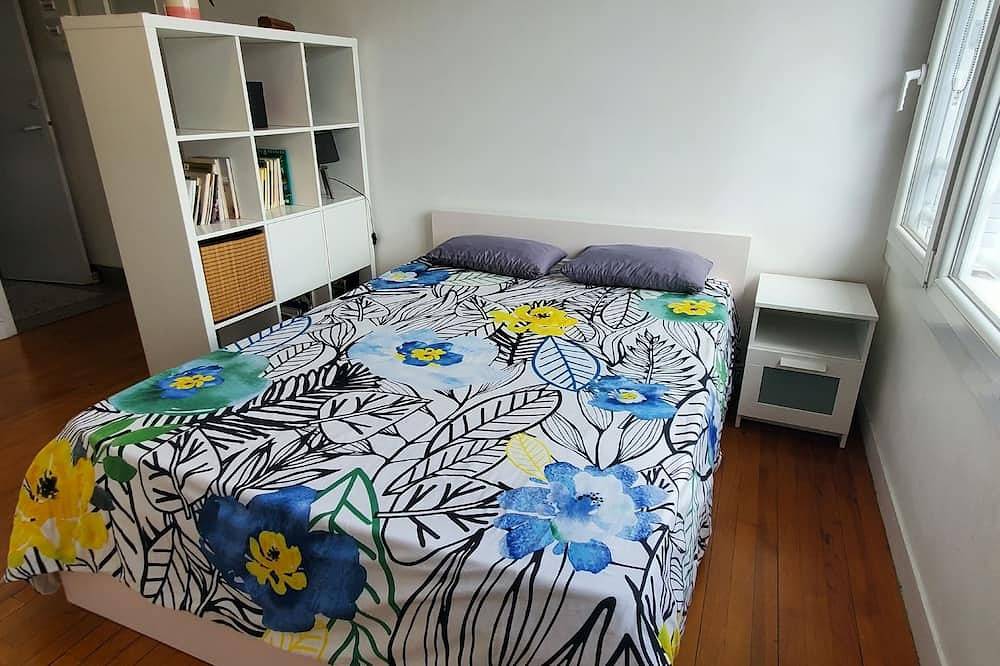 Appartement entier, Charmant F2 avec vue, proche centre in Clermont-Ferrand, Parc naturel régional des Volcans d'Auvergne