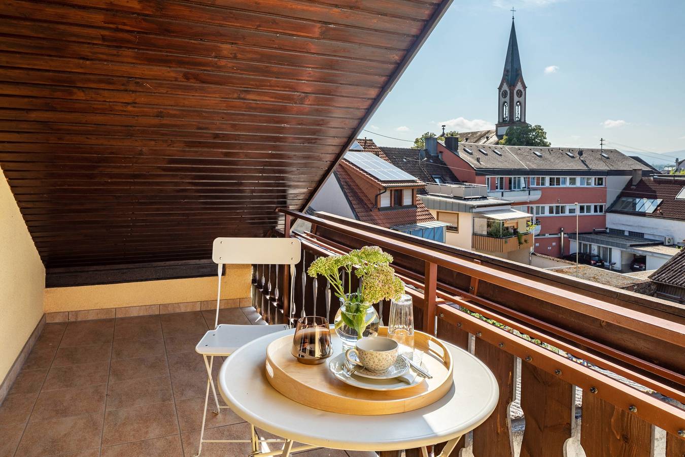 Ganze Wohnung, Ferienwohnung 'Urlaubsapartment Südsicht' mit Bergblick, Privatem Garten und Wi-Fi in Ihringen, Kaiserstuhl