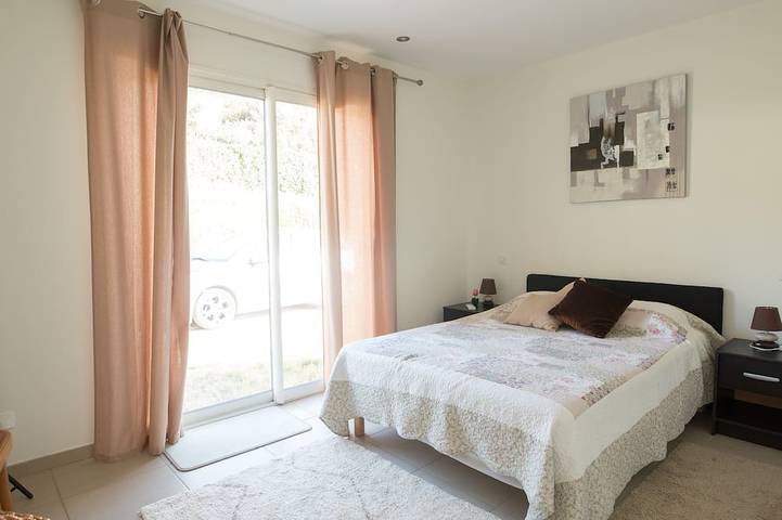 Villa Fronte Mare Con Accesso A Una Bella Creek in Calcatoggio, Golfe de Sagone