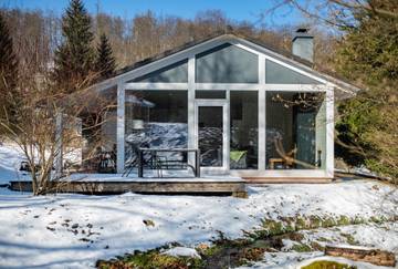 Ferienhaus für 5 Personen, mit Garten und Ausblick sowie Pool, kinderfreundlich im Thüringer Wald