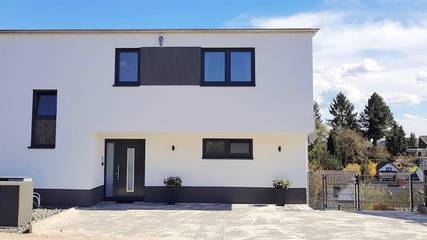 Ferienwohnung für 4 Personen, mit Balkon in Merzig