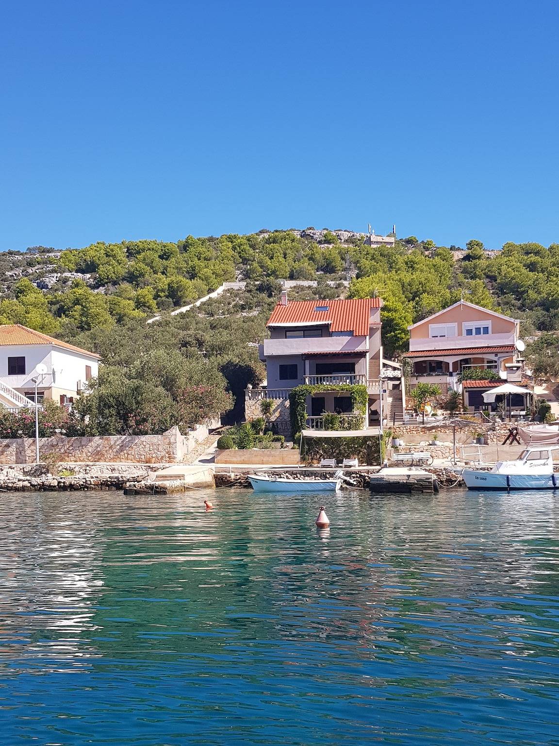 Ganze Wohnung, 1-Zimmer-Ferienwohnung am Strand Kaprije A-20012-a in Sibenik Islands
