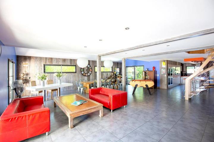 Villa pour 29 personnes, avec jardin et piscine, adapté aux familles à Gujan-Mestras - 2