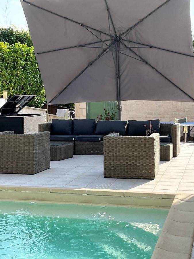 Villa pour 10 personnes, avec jardin et terrasse ainsi que piscine et jacuzzi à Saint-Paul-de-Vence - 3
