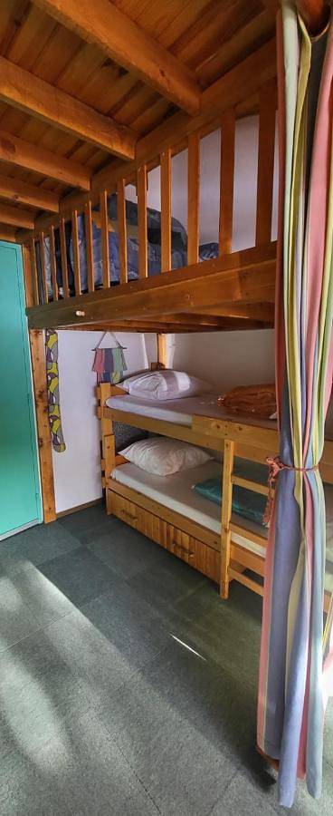 Gîte pour 4 personnes, avec piscine et vue dans Chabanon Selonnet - 3