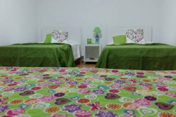 Villa for 14 Guests in Ponta Delgada, São Miguel, Picture 4