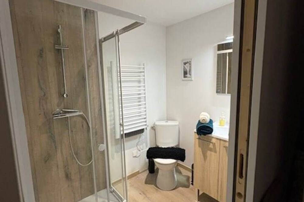 Entire apartment, Le - Studio - Louana in Aubusson, Aubusson region