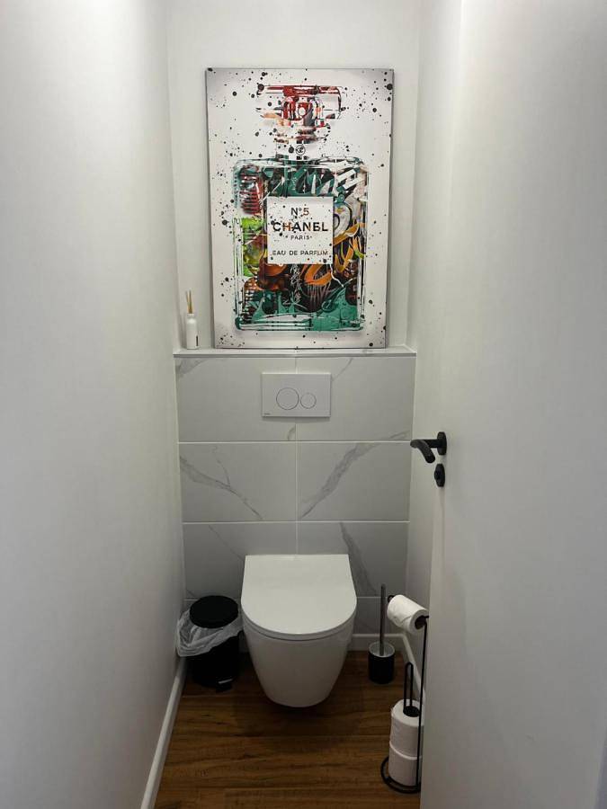 Appartement entier, Two-Bedroom Apartment in Le Petit-Quevilly, Région de Rouen