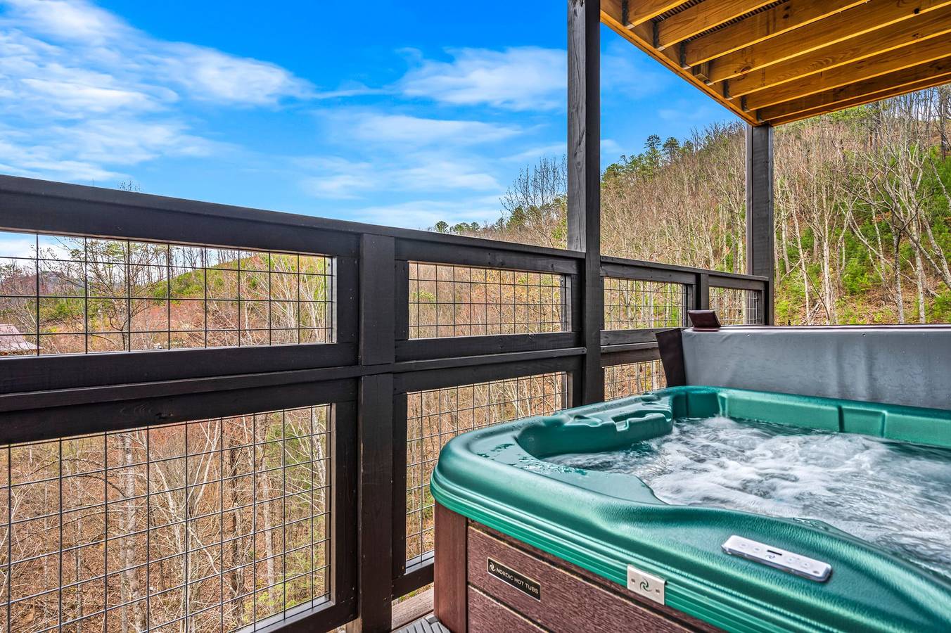 Entire studio, Smoky Retreat in Sevierville in Sevier County