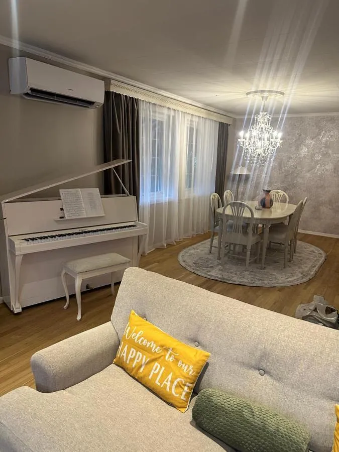 Ferienwohnung für 4 Personen, mit Ausblick und Garten - 1