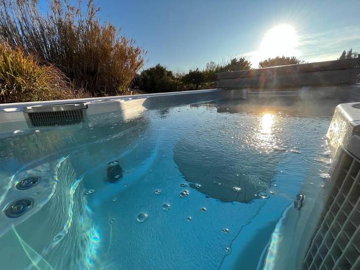 Chambre d’hôte pour 15 personnes, avec jardin et vue ainsi que bassin pour enfant et piscine à Arles - 4