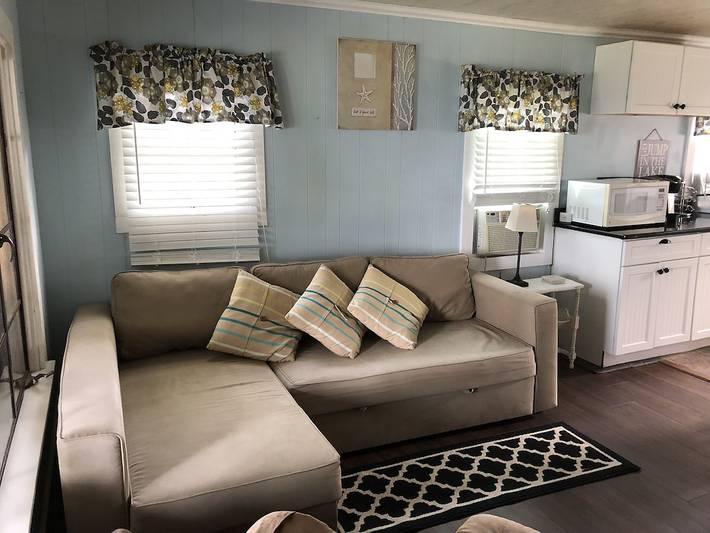 Vacation rental for 4 people, with yard in Lake Leelanau