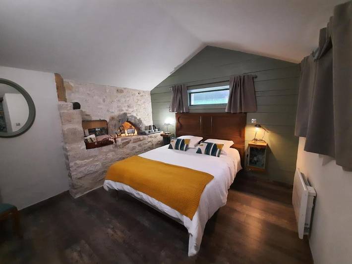 Maison d’hôte pour 2 personnes, avec terrasse ainsi que jardin et vue dans le Lot