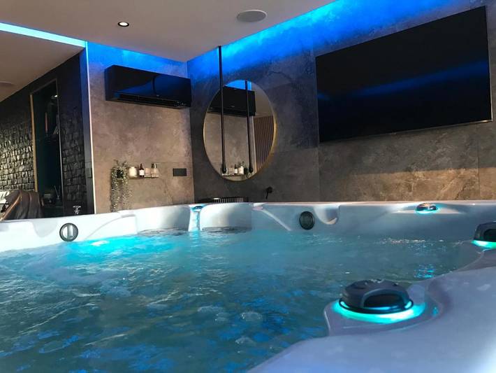 Location de vacances pour 2 personnes, avec sauna et terrasse ainsi que jacuzzi et jardin à Seclin - 4