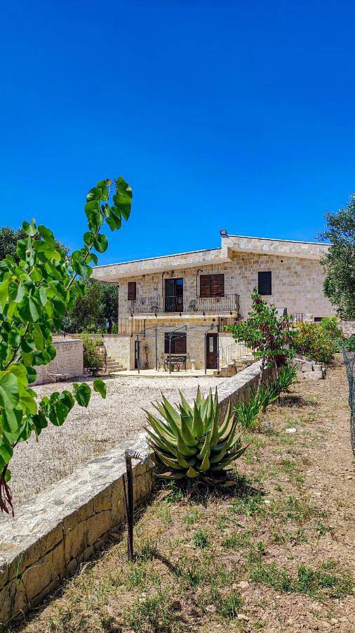 Casa vacanza per 3 persone, con Giardino a Crispiano