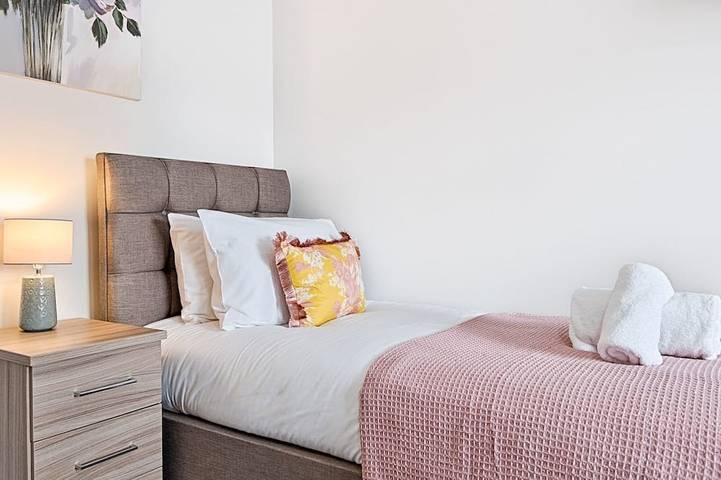 Luxury Bright Spacious Family Home - Near Beaches - Pass the Keys in Swansea, Swansea und Umgebung