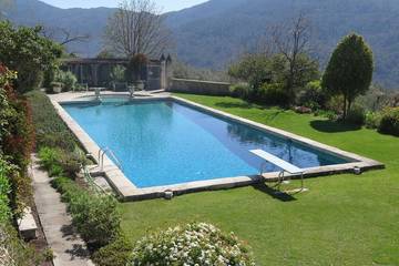 Gîte pour 4 personnes, avec terrasse et jardin à Bargemon