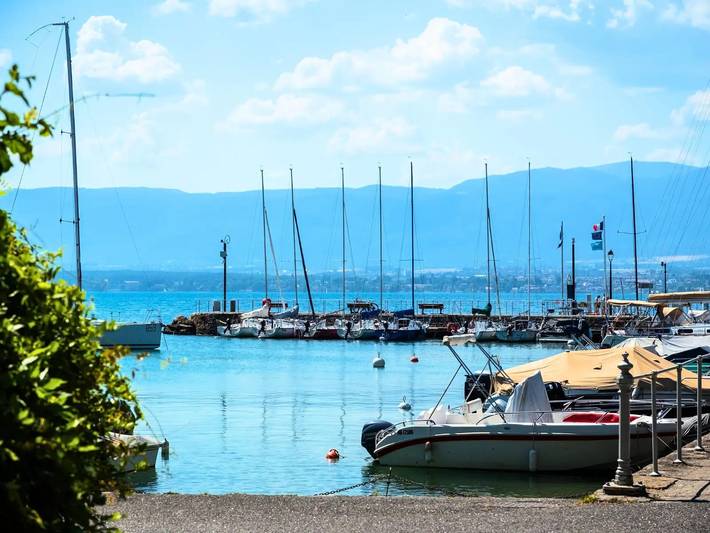 Camping für 6 Personen, mit Terrasse am Genfer See (Frankreich) - 2