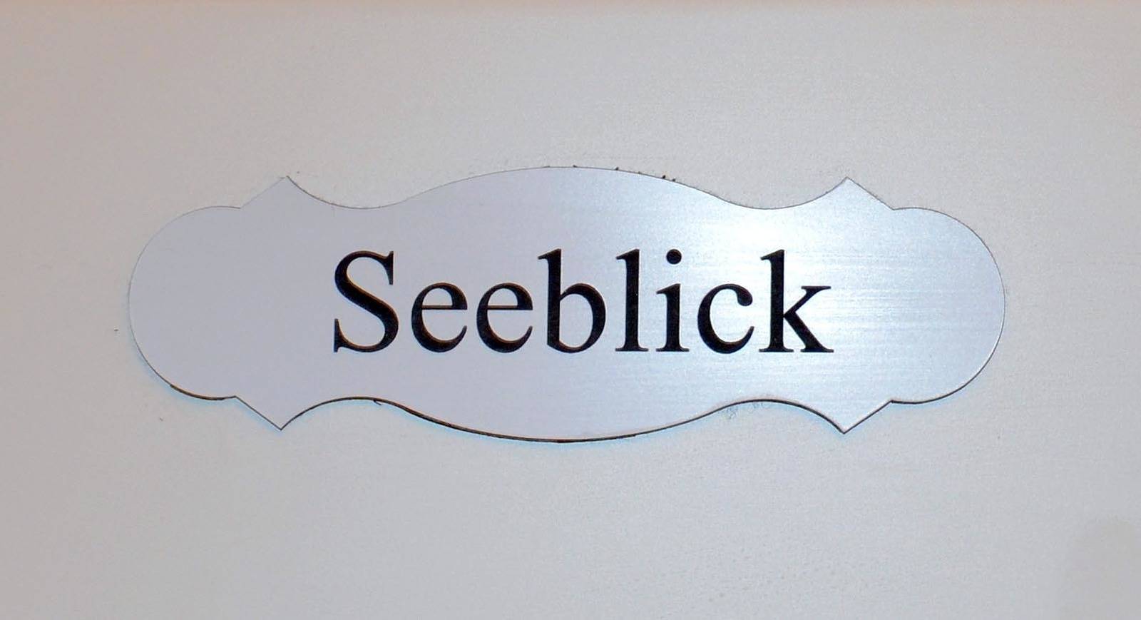 Ganze Ferienwohnung, Gutshof-Penthouse-Wohnung- Seeblick in Klein Upahl, Naturpark Nossentiner/Schwinzer Heide