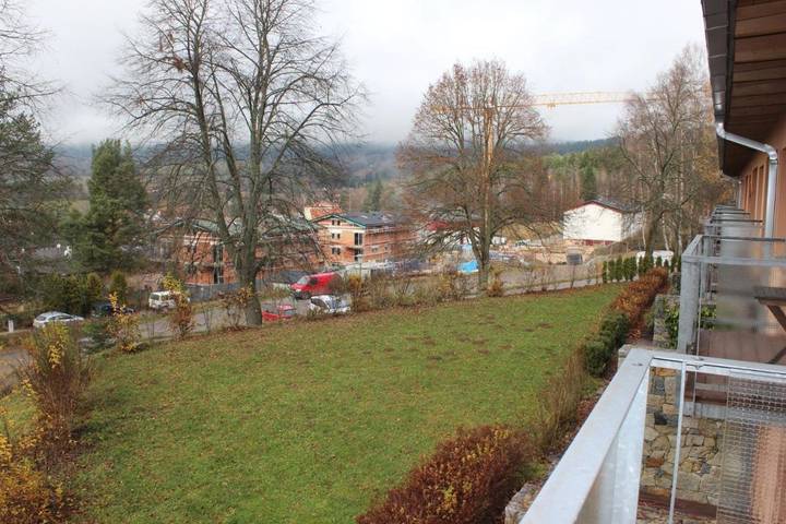 Ferienwohnung für 5 Personen, mit Garten und Seeblick sowie Ausblick in Lipno - 2