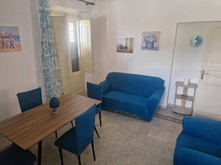 Gîte pour 4 personnes, avec balcon et vue, adapté aux familles à Bova Marina - 3