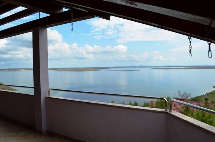 Ferienwohnung für 3 Personen, mit Garten und Terrasse sowie Ausblick - 1