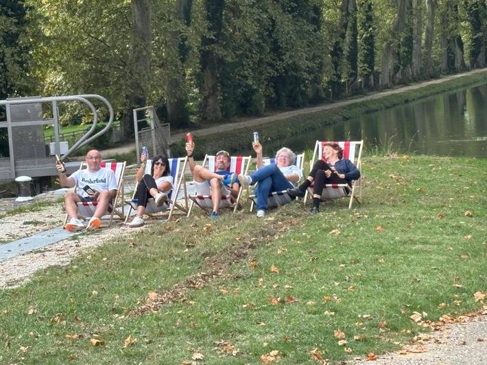 Location de vacances pour 12 personnes, avec vue ainsi que terrasse et jardin, animaux acceptés à Montech - 3