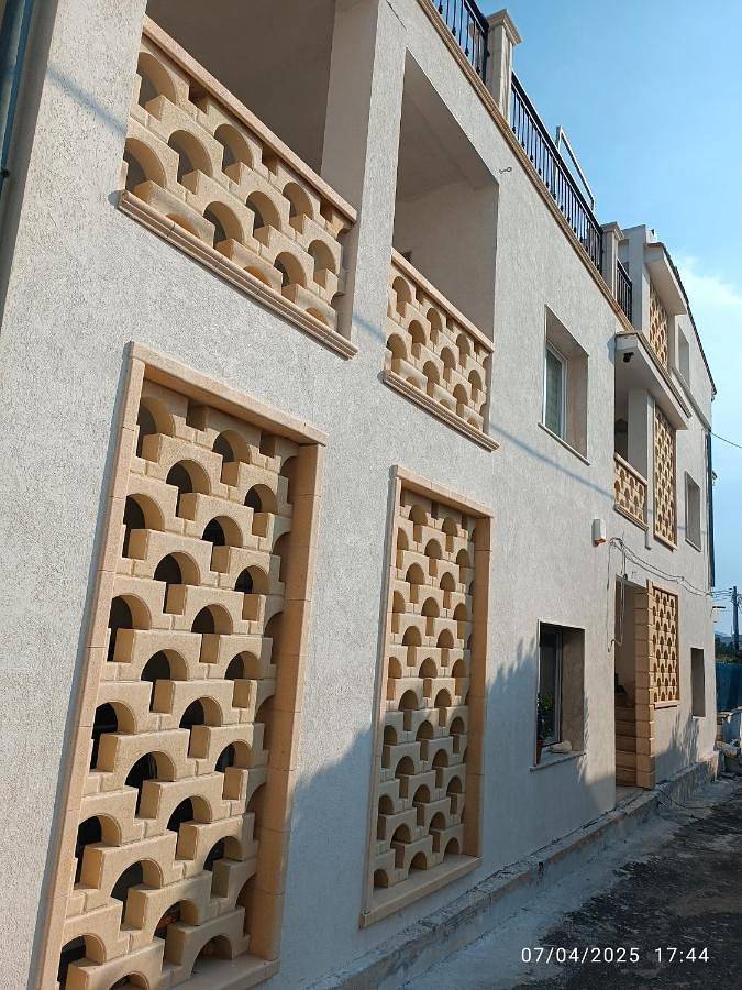 Gîte pour 5 personnes, avec terrasse et vue à Agnone Bagni - 2