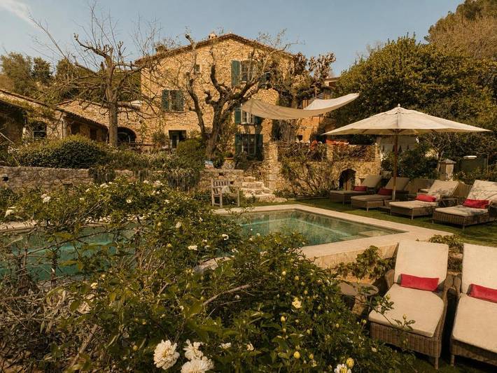 Chambre d’hôte pour 2 personnes, avec Terrasse et Jacuzzi ainsi que Jardin et Piscine à Mougins - 2