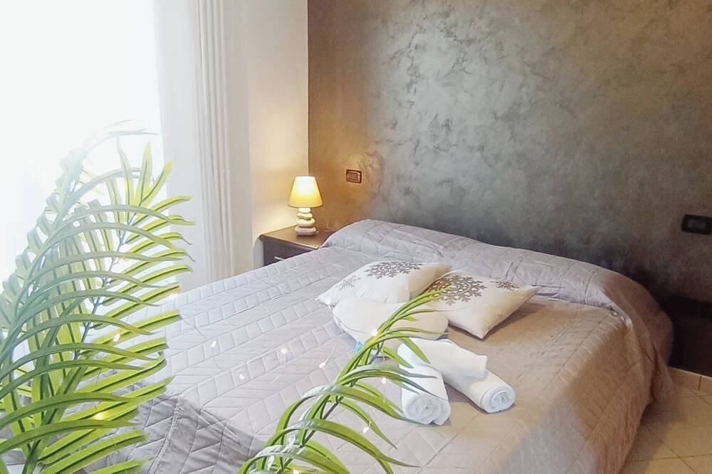 Entire apartment, Appartairport cozy apartment 2 minutes from the center and equipped axis in San Giovanni Teatino, Chieti Province