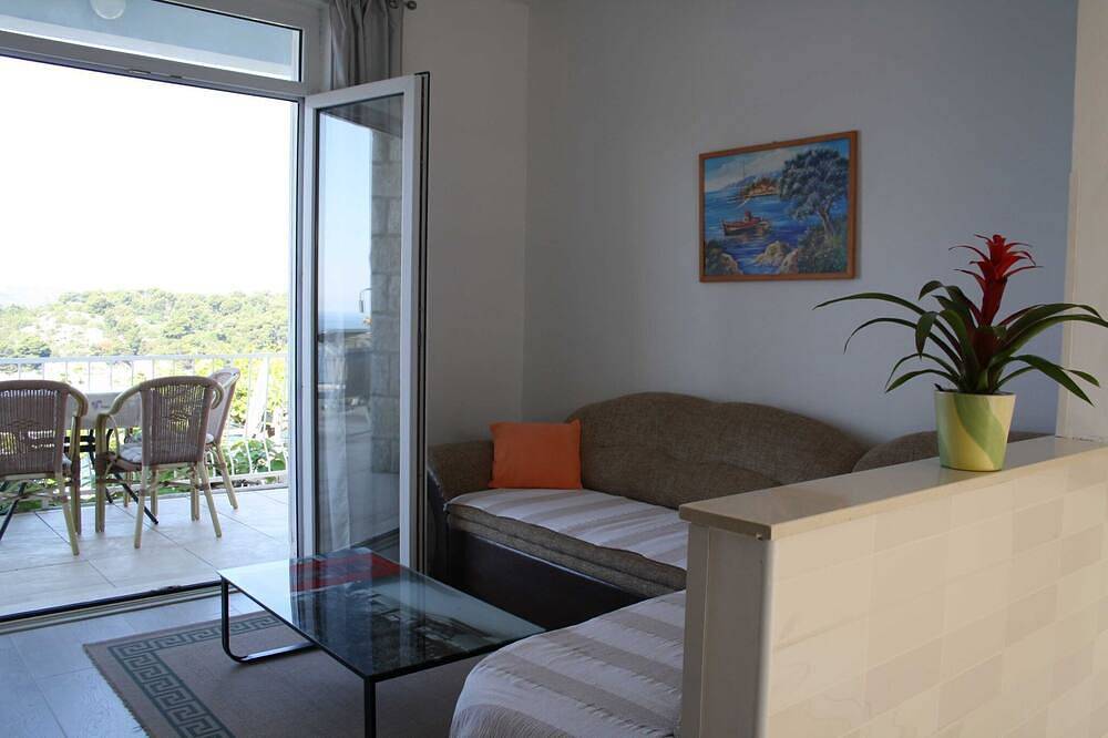 Ganze Wohnung, Apartments Matea - Two-Bedroom Apartment with Sea View and Balcony  - (Štikovica) in Zaton, Grad Dubrovnik