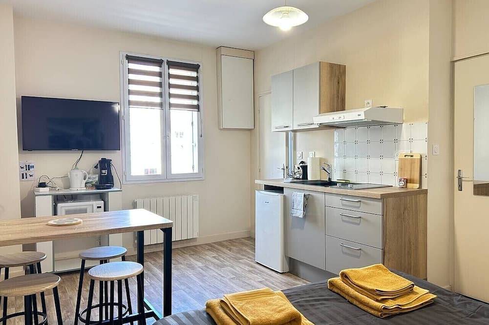 Apartamento entero, Studio Parthenay - Between the train station and the Palais des Congrès in Parthenay, Deux-Sèvres
